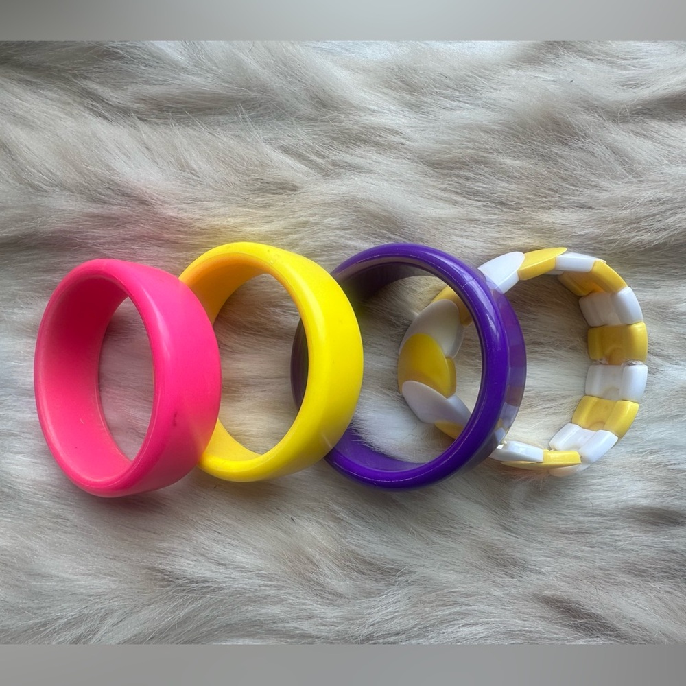 Set of 4 Colorful Summer Bracelets – Fun, Bold & Stackable!